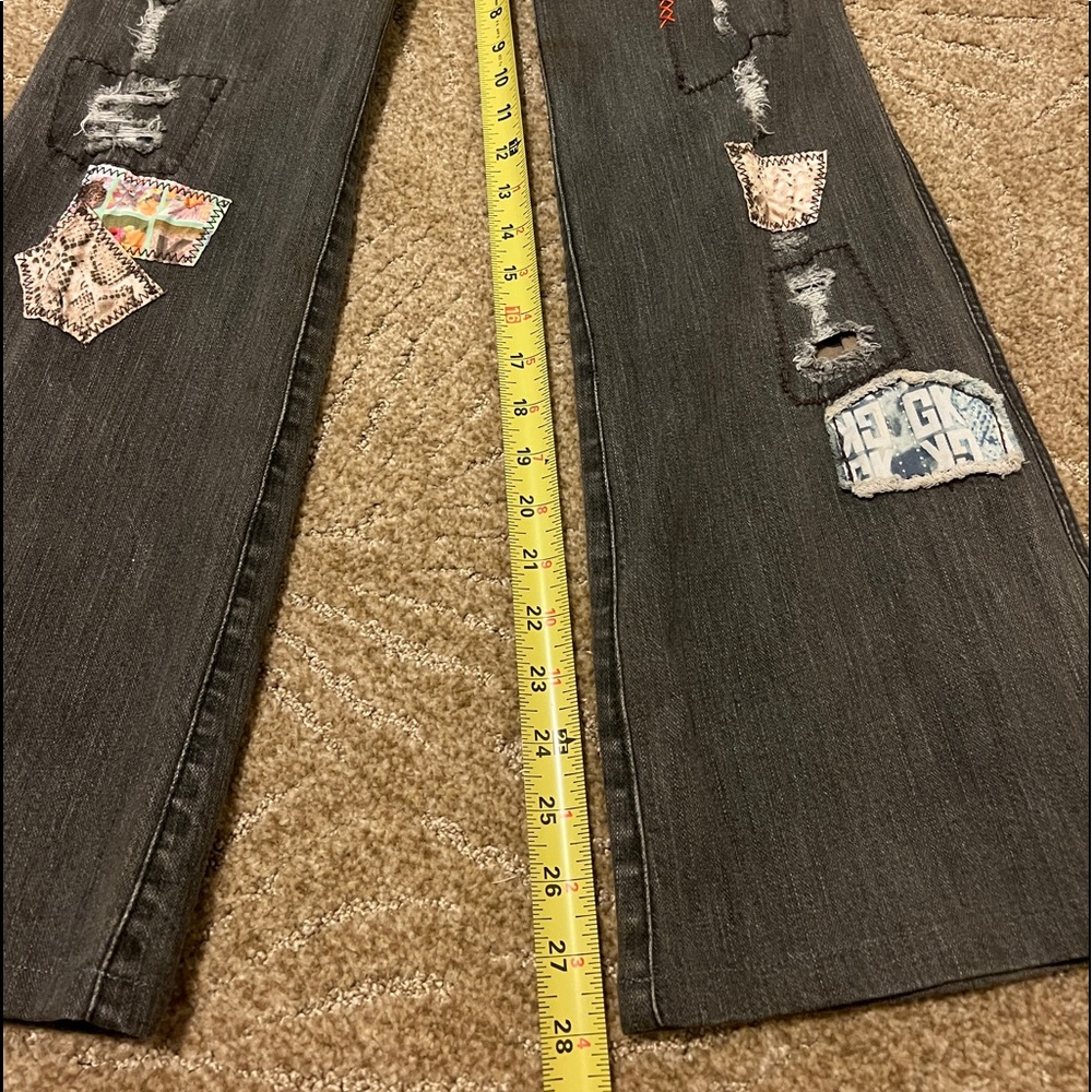 Leopard Ripped Jeans - Picture 14 of 14